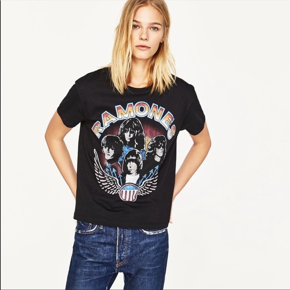 Ramones Band Tee